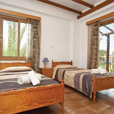 Angela Paradise Villa *