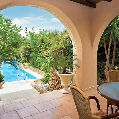 Angela Paradise Villa