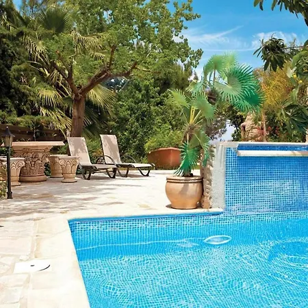 Angela Paradise Villa