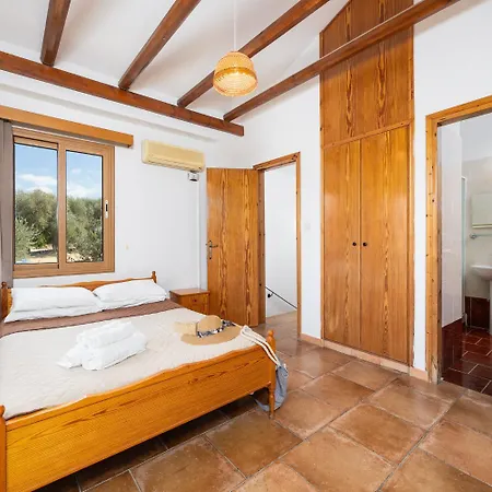 Angela Paradise Villa Argaka