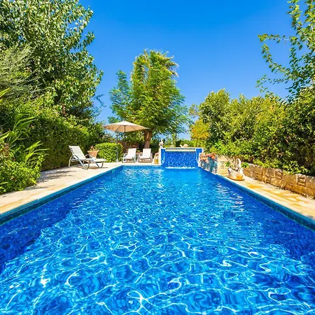 Angela Paradise Villa