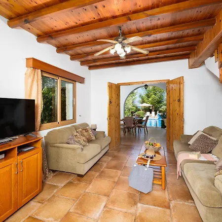 Angela Paradise Villa