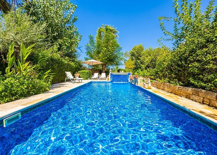 Angela Paradise Villa